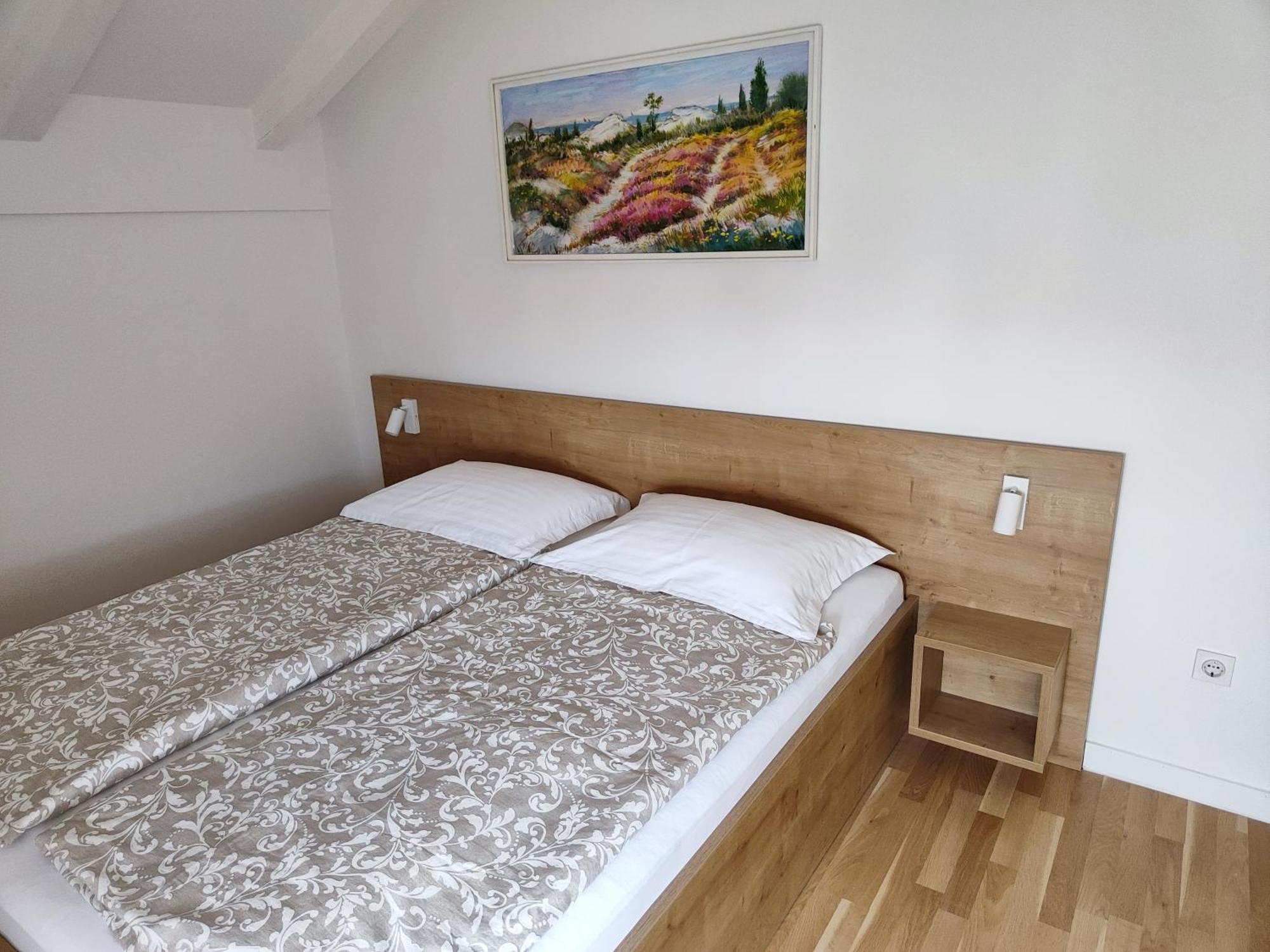 Apartmani Seka Vodice Bagian luar foto