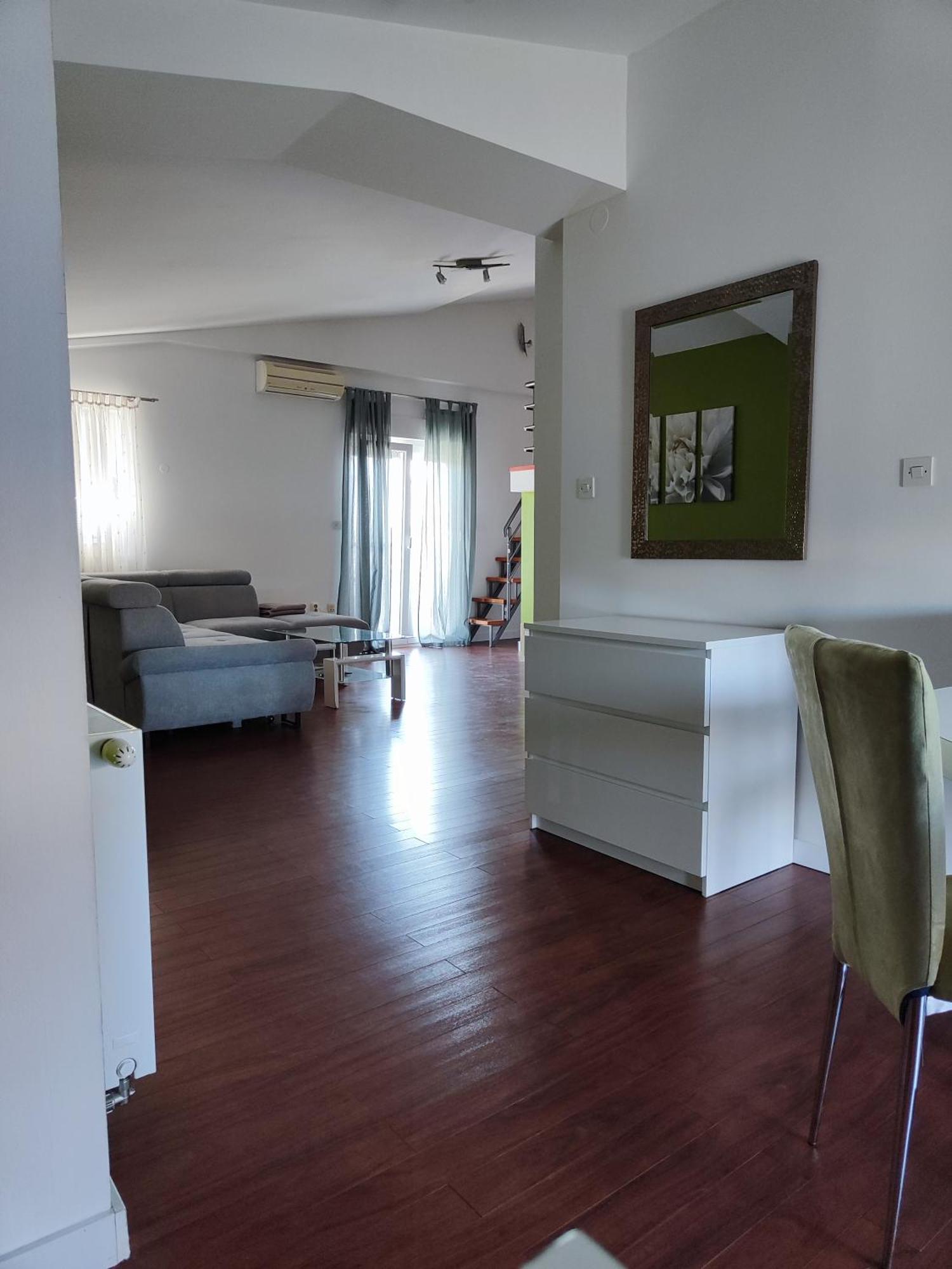 Apartmani Seka Vodice Ruang foto