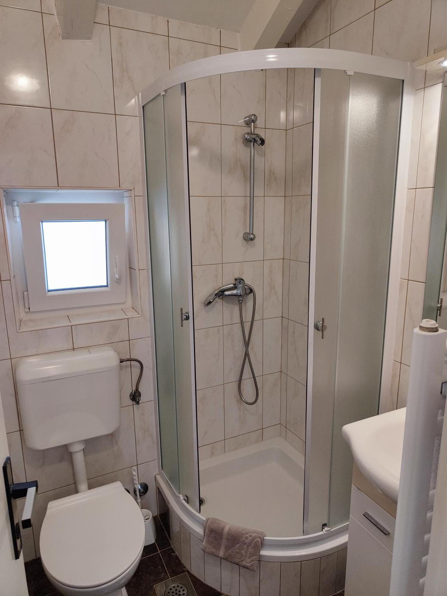 Apartmani Seka Vodice Bagian luar foto